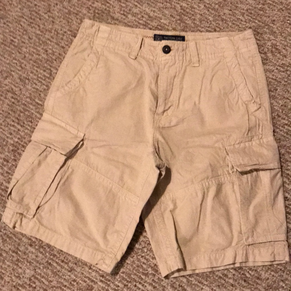 American Eagle Men’s Cargo Shorts
